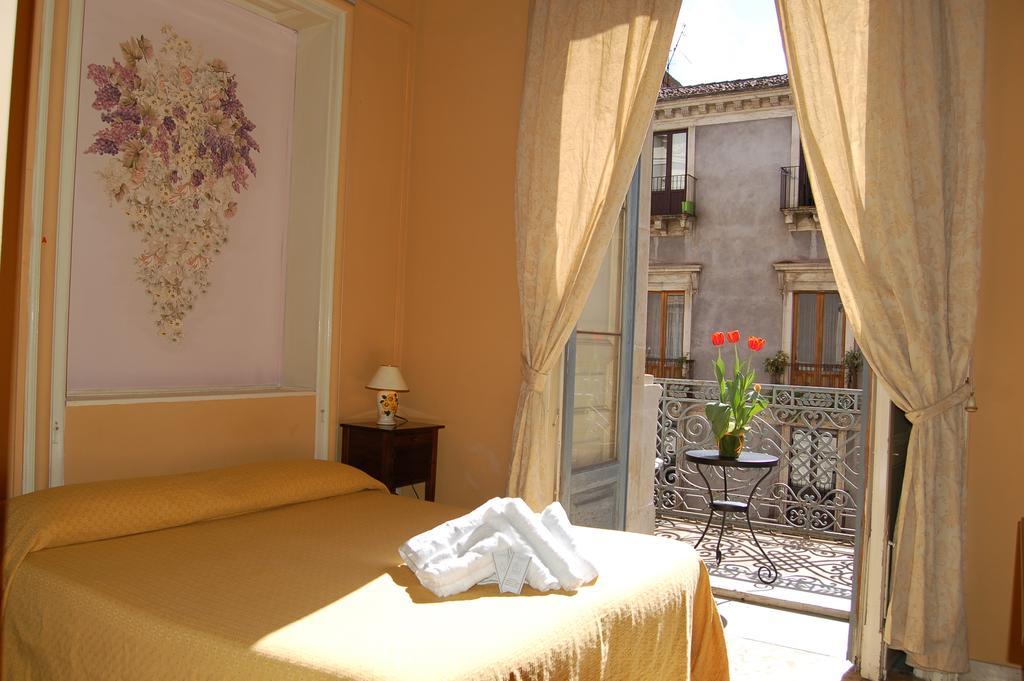 San Demetrio Hotel Catania Bagian luar foto