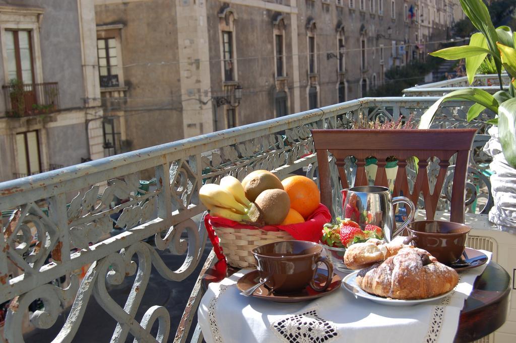 San Demetrio Hotel Catania Bagian luar foto